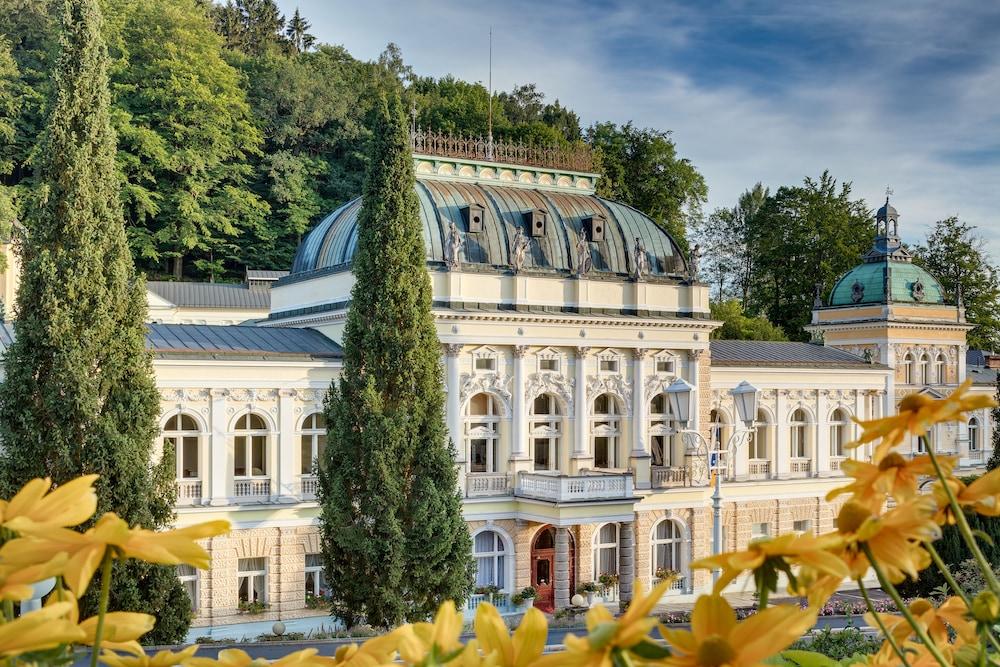 Готель Ensana Nove Lazne Маріанські Лазні Екстер'єр фото